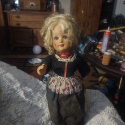antique German Schoenau & Hoffmeister bisque head doll,