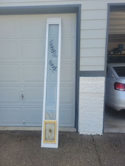 Sliding glass pet door