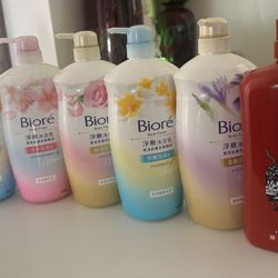  A Lot Of 6 Body Wash 