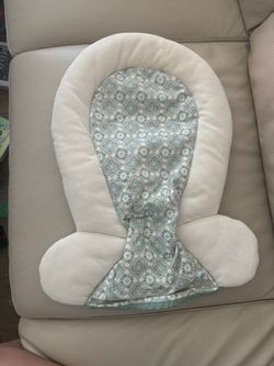 Graco DuetSoothe Swing and Rocker - Plush Body support