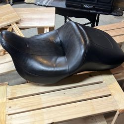 Harley Davidson touring seat