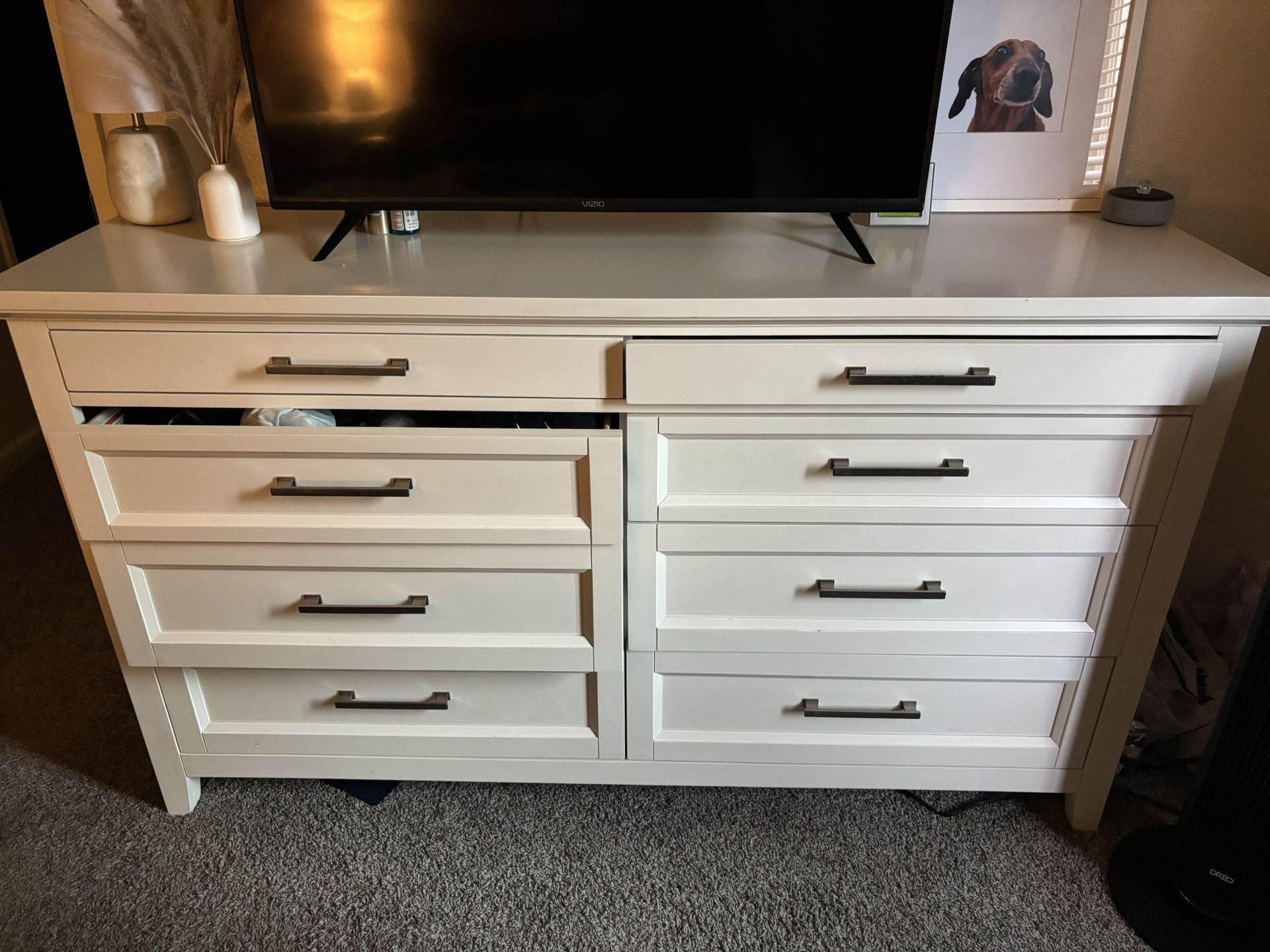 dresser & 2 night stands