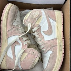Girl Jordan 1s