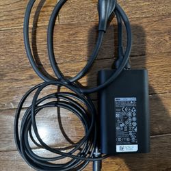 Dell 65W Laptop charger - Like New