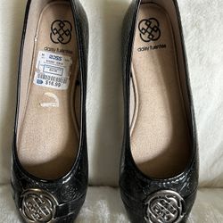 Daisy Fuentes  New Flats  Shoes,color Black, Size 9
