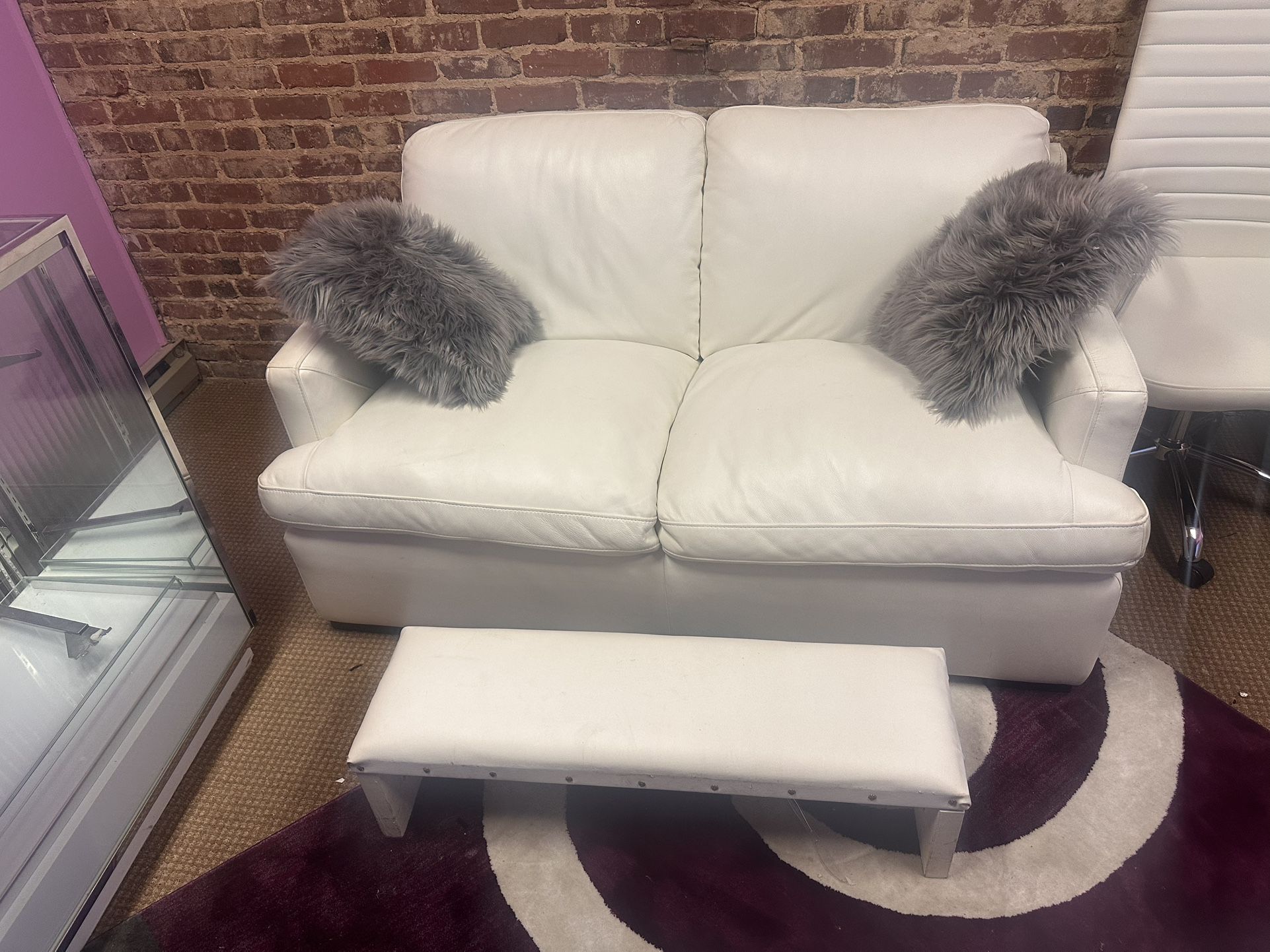 Office Decor And Furniture 