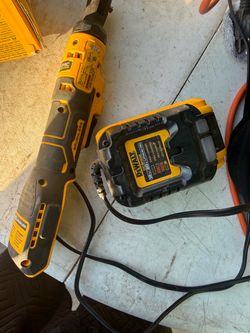 20V MAX 1/4 in.  Dewalt Cordless Ratchet