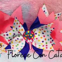 Bows Handmade bows for girls!  ✨Prices vary depending on sizes✨  ✨we accept different types of payments ✨ ✨ We ship to PR 🇵🇷 and E.U. 🇺🇸✨  👉We sp