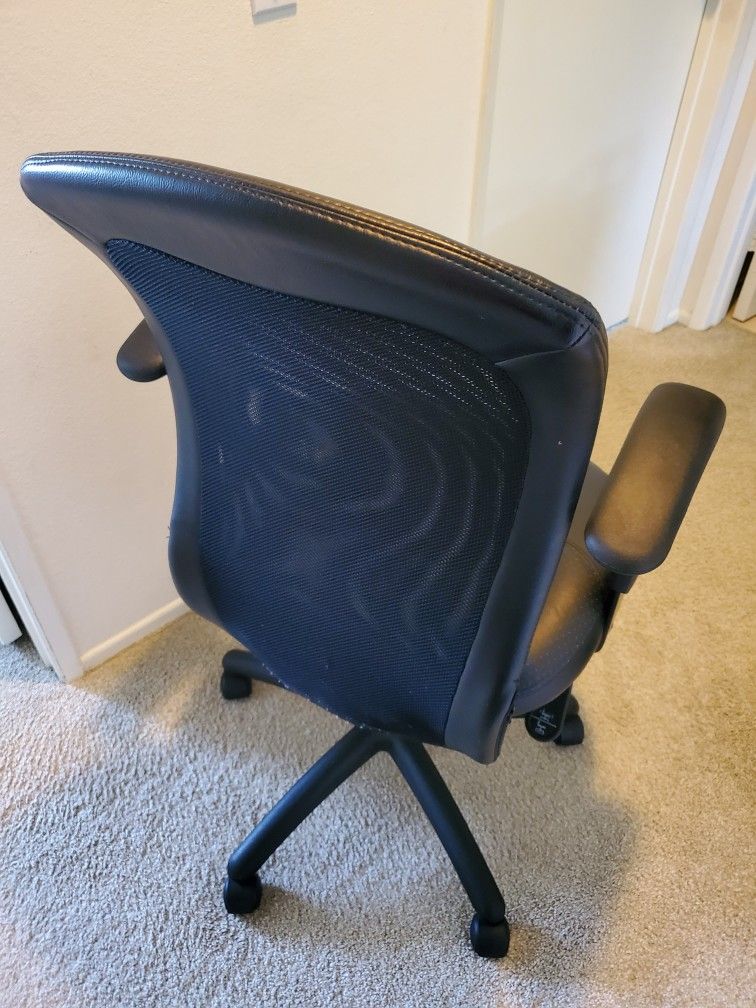 Global airflow 2025 mesh back chair