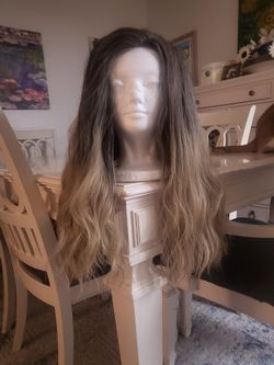 Multi Colored Blond Brunett Beautiful wig.