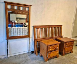 Bassett queen size bedroom set - matching headboard, footboard, side tables, mirror and bed frame