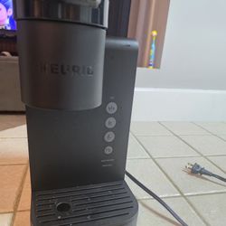 KEURIG....Coffee Maler