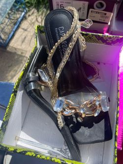 Black heels w gold chains