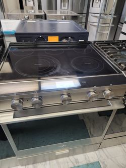 Whirlpool Electric Stove Stainless Steel Slide In