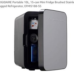 FRIGIDAIRE Portable 10L, 15-can Mini Fridge