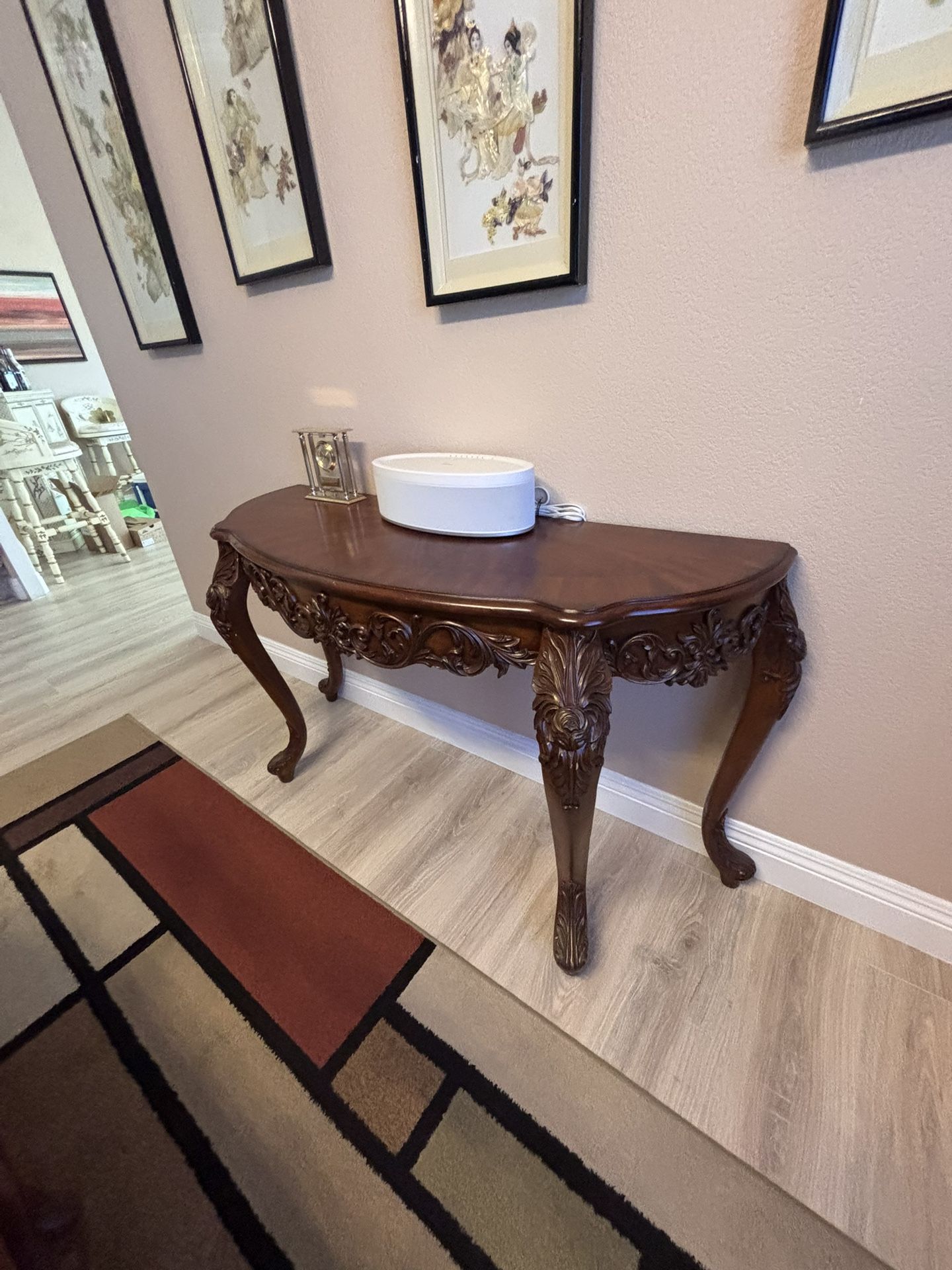 Console Entry or Wall Table