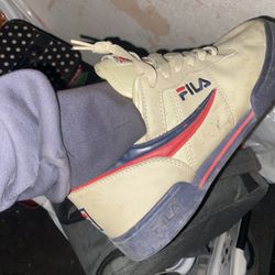 Fila Size 8