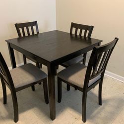 Boone Espresso 5-Piece Dining Set / Dining table and Chairs 