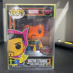 Marvel - Doctor Strange #651 Special Edition Black Light Funko Pop