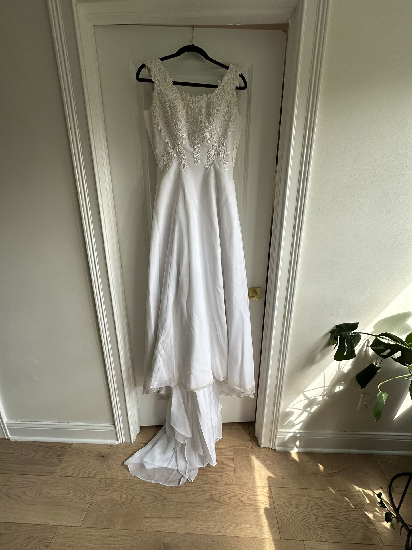 Wedding Dress - Size 4