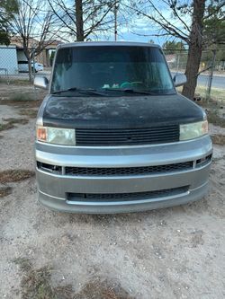 2005 Toyota Scion xB
