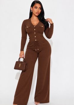 Brown sweater set (medium-large)