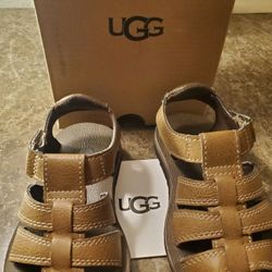$15.! UGG, Boy's(  Size 7 T).