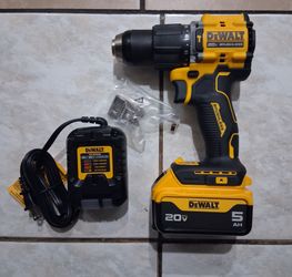 Dewalt 20v XR Brushless Hammer Drill Kit