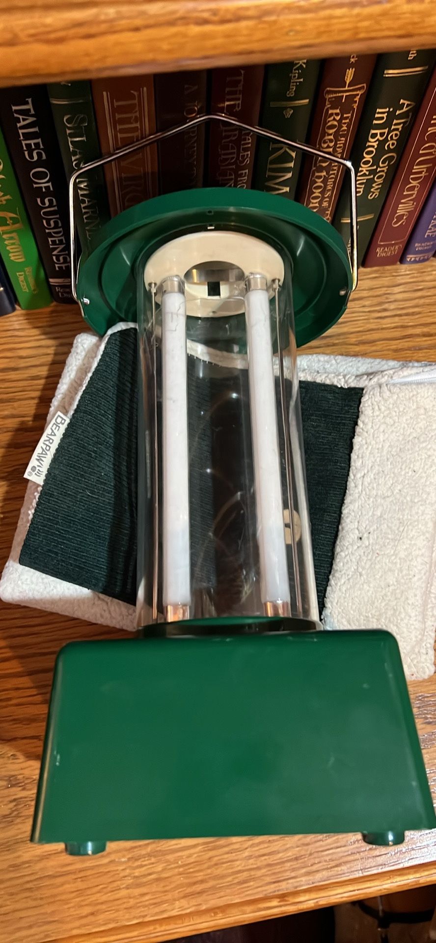 Vintage Greatland Fluorescent Green Sport Camping Lantern No Battery No Power Cord