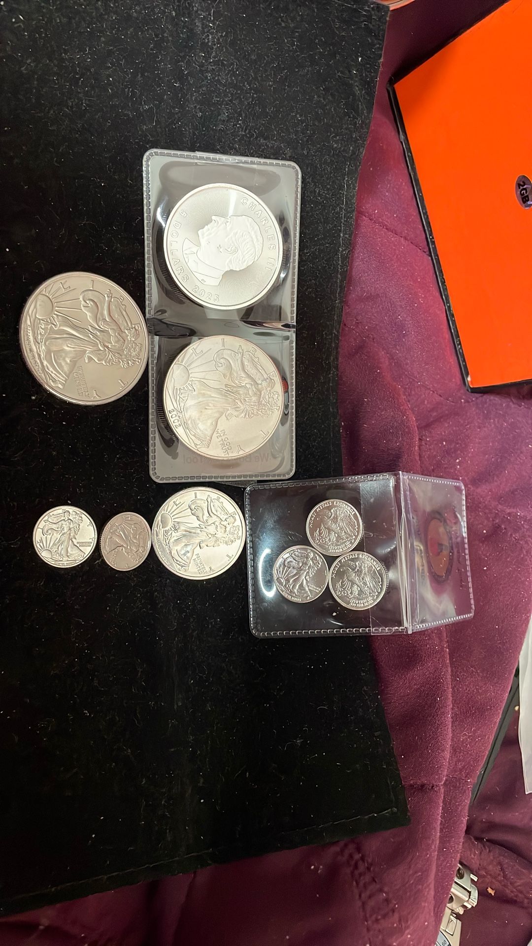 Collection Of Lot Of Silver Canadian Maple 1oz Silver American Eagle 1 Oz Silver American Eagles Round Of 1 Oz 1/2 Oz And 1/10 Of Oz(5)