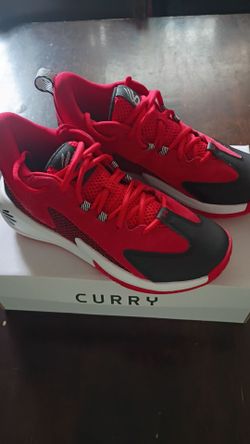 Curry shoes 6y
