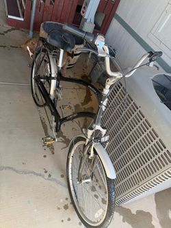 Electra Townie 8 (step-through / low-step cruiser)