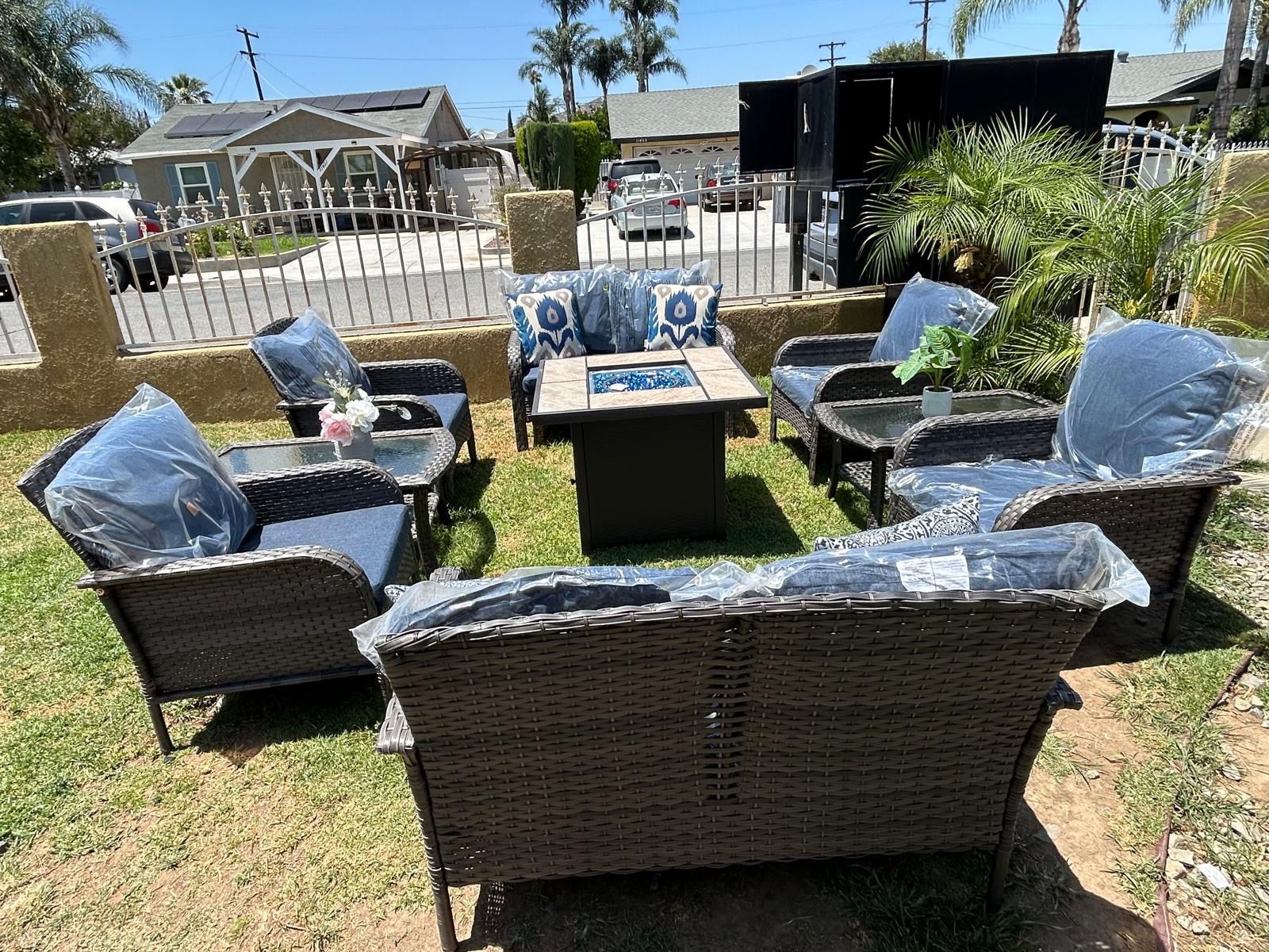 Brand New Patio Outdoor Furniture Set With Fire Pit
