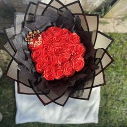 Eternal roses