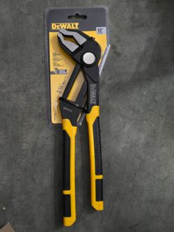 DEWALT DWHT74432 12-inch V-Jaw Push-Lock Pliers