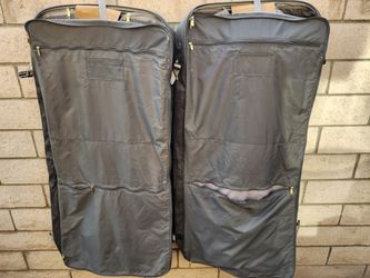 Garment Bag / Storage
