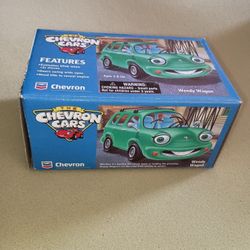 WENDY WAGON CHEVRON TOY