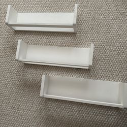 Set Of 3 Decorative Shelves 