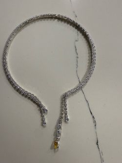 Necklace elegant