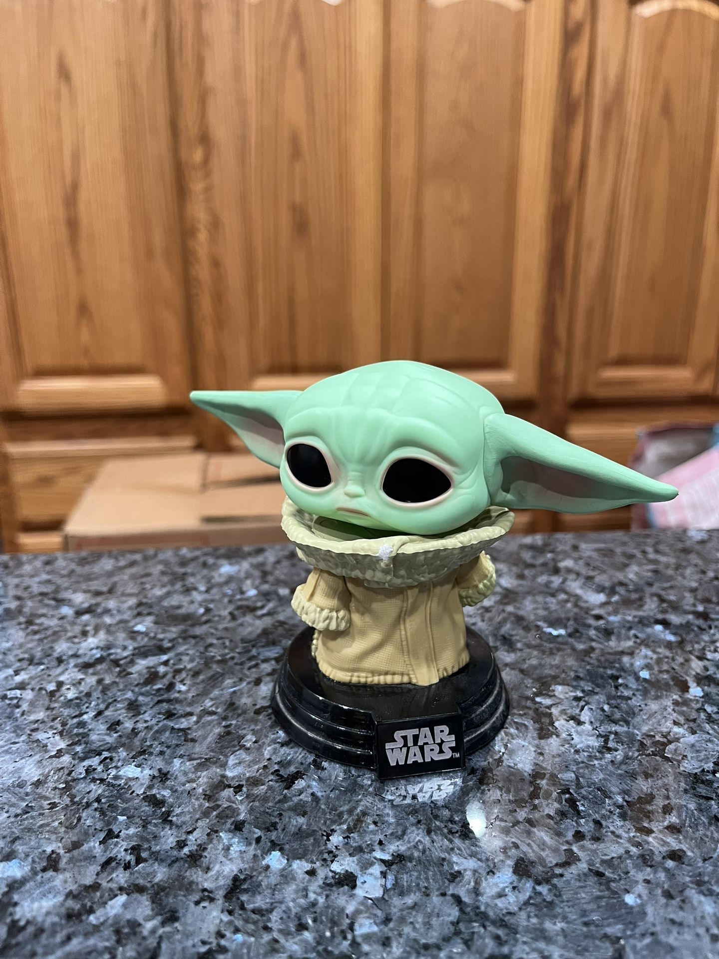 Funko Pop Star Wars The Mandalorian The Child Bobblehead #384. Preowned No Box