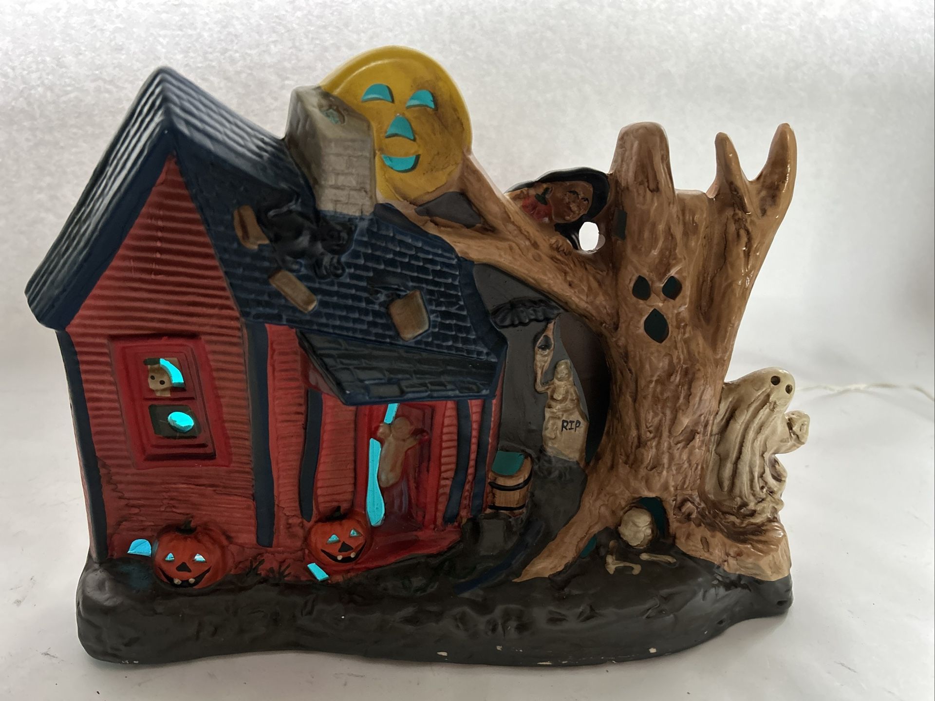 Vtg 1978 Halloween Kimple Mold Spooky Haunted House Ceramic Light up TESTED