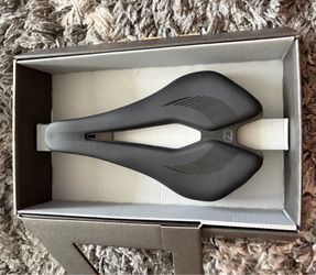Most LYNX S UltraFast Superflow Carbon Saddle