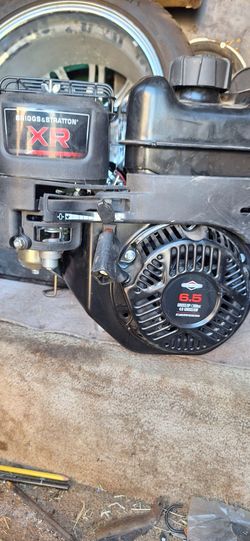 Briggs &Stratton 6.5 HP/208cc engine