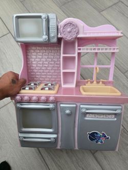 Pink Kitchen Toy.