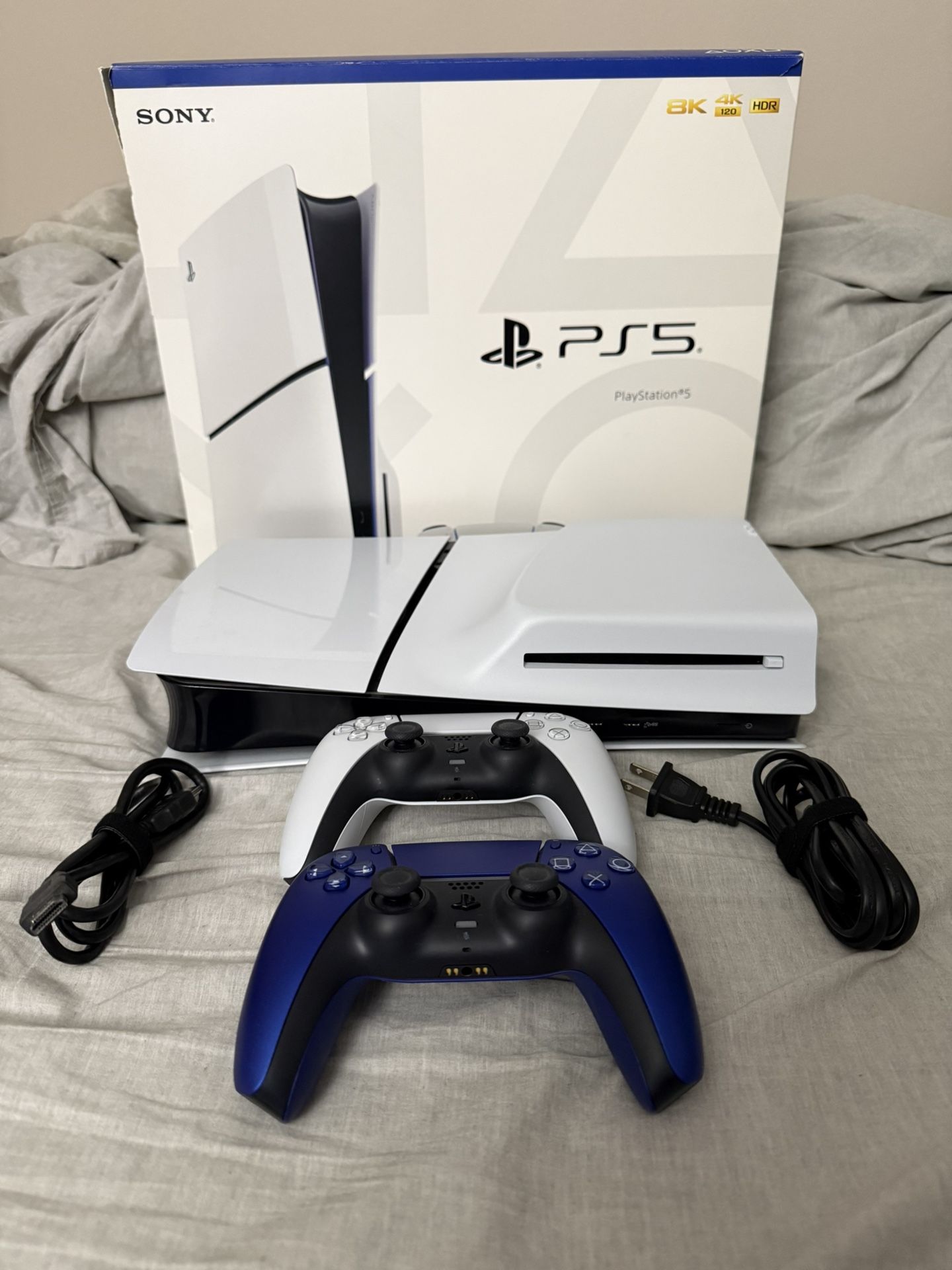 PS5 Disk W/2 Controllers & 2TB expansion for Sale in West Hollywood, CA ...