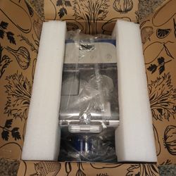 Brand New! Electric Pasta Maker W/ 8 Pasta Shapes 20$ 