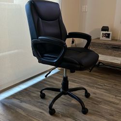 Office chair 