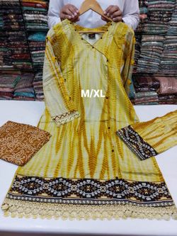 Pakistani 3 Pcs Chunari Design Suit