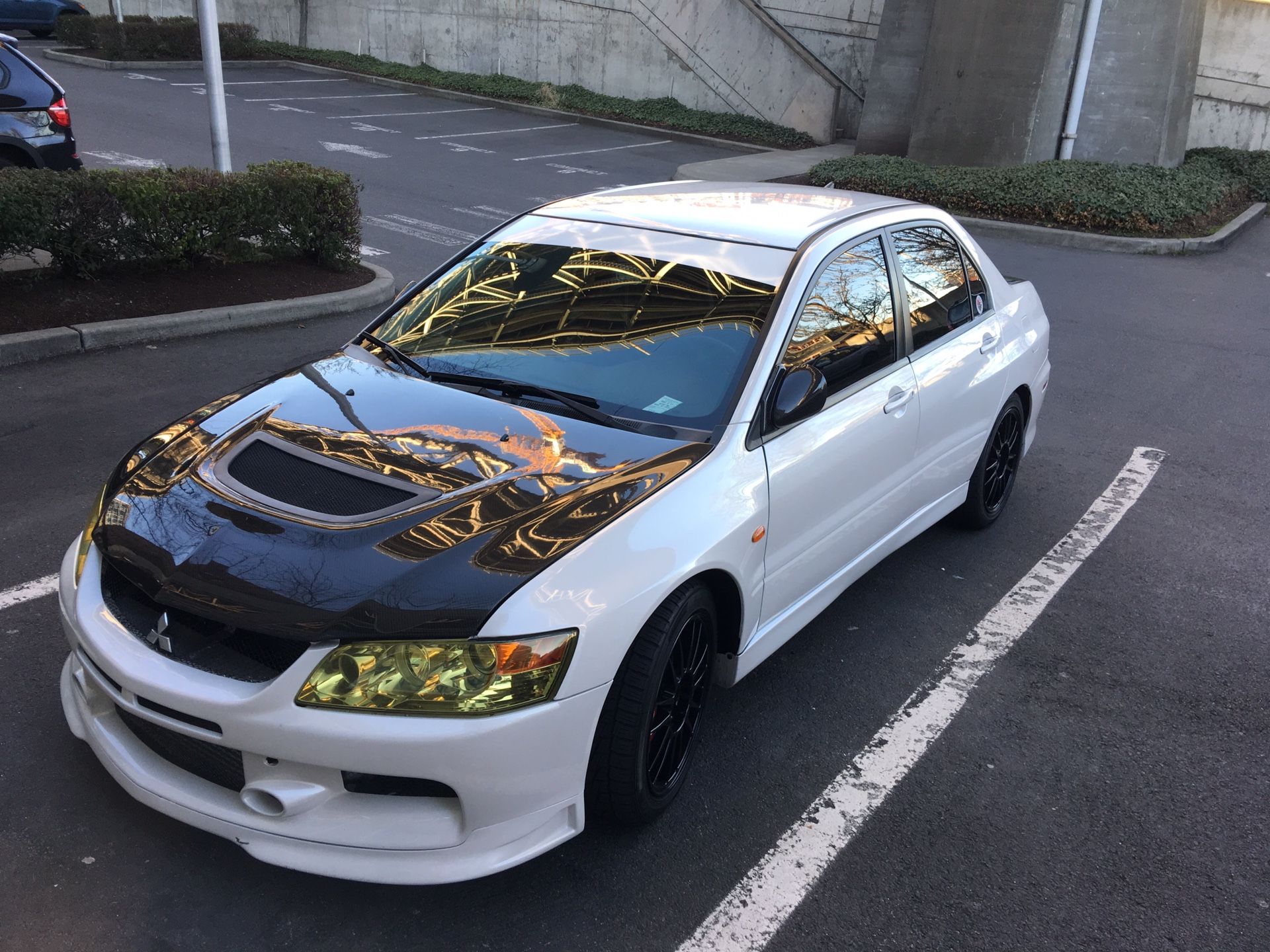 03-06 Mitsubishi evolution 8-9 recaro SSL REAR leather interior (REAR SEAT WITH DOOR PANELS )