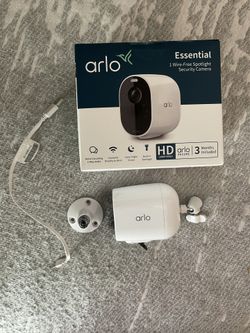 Arlo Essential Wireless  Camera Like New